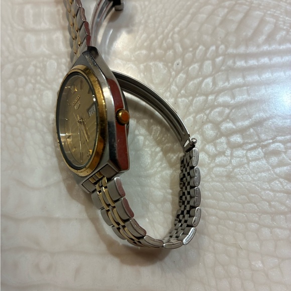 Seiko vintage Gold color  Men's Watch - Picture 11 of 11